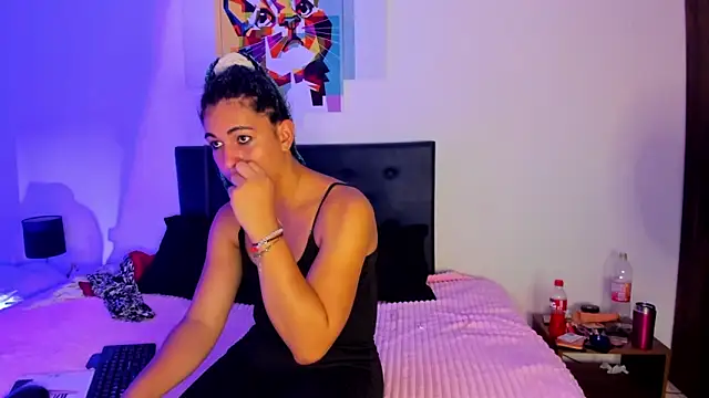 brenda sofia2 online show from 10.28.25