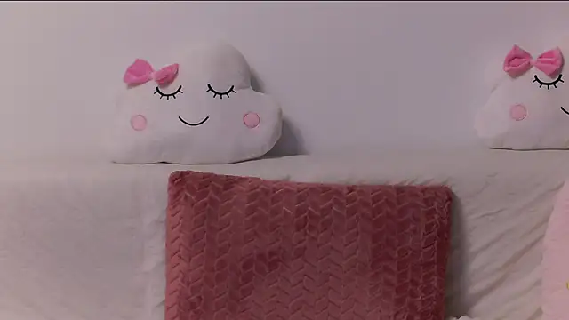 Snapshot of TinaHarley chatting on 02.21.25 TinaHarley online show from 02.21.25