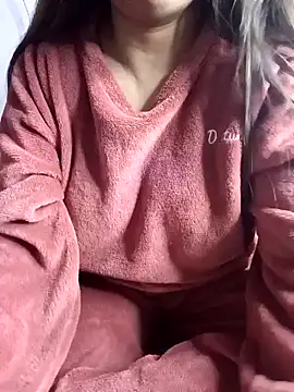 Snapshot of Jessicca_Cum chatting on 01.04.25 Jessicca Cum online show from 01.04.25