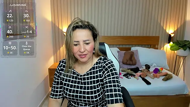 luciana ballesteros  online show from 06.15.26