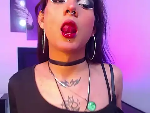 lilithnyx333 online show from 02.18.26