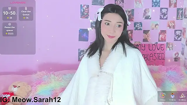 Snapshot of MIDORI_BACK_01 chatting on 10.26.25 MIDORI BACK 01 online show from 10.26.25