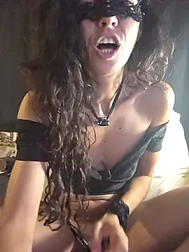EmySkinny85 online show from 07.17.26