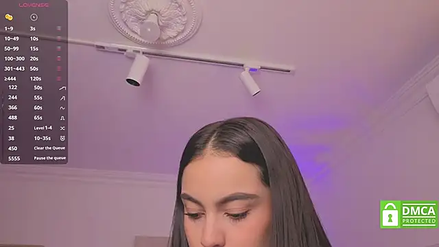 Aleejaa   online show from 10.20.25