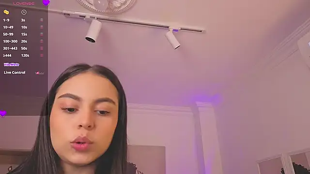 Aleejaa   online show from 10.24.25