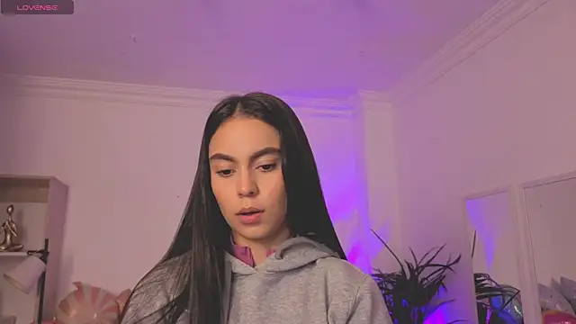 Aleejaa   online show from 06.24.26
