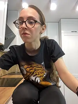 MartiniiSelenna online show from 09.10.25