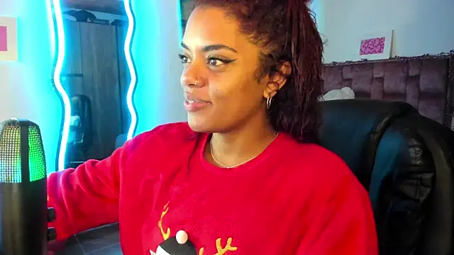 ladyrd1 online show from 12.25.24