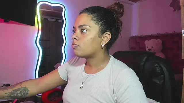 Snapshot of ladyrd1 chatting on 03.07.26 ladyrd1 online show from 03.07.26