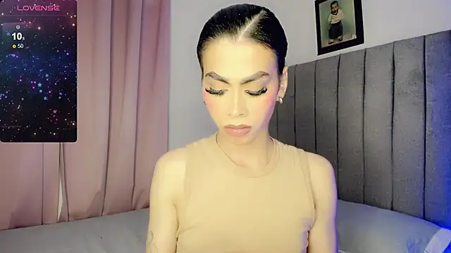 Snapshot of Jimmenna_ chatting on 02.10.25 Jimmenna online show from 02.10.25