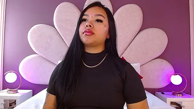 MarianaGarciaa   online show from 05.08.26