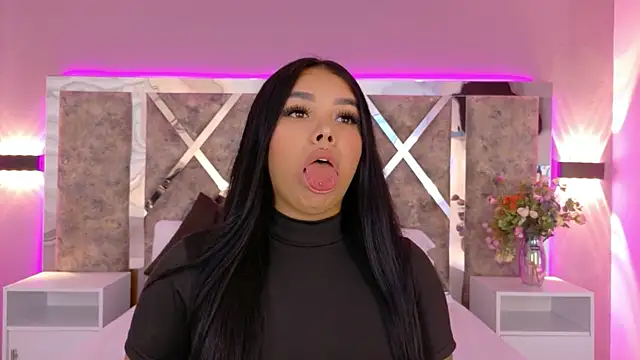MarianaGarciaa   online show from 05.22.26