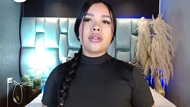 MarianaGarciaa   online show from 07.28.26