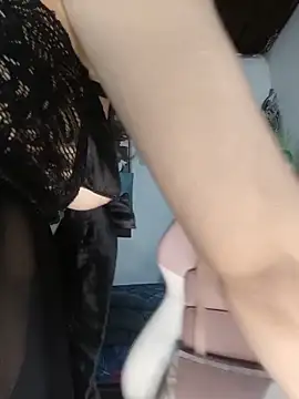 lovely kitt online show from 06.04.26
