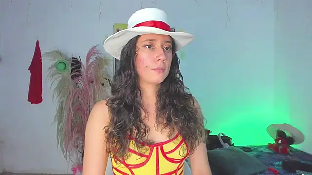 lovely kitt online show from 06.15.26
