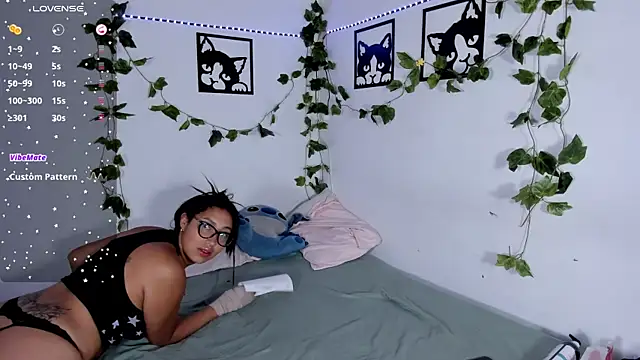 melanieecox online show from 09.25.25