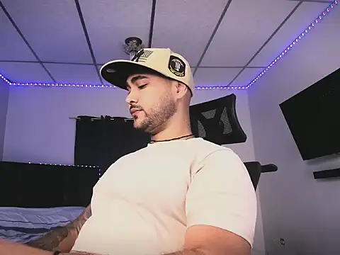 Sebas-hott online show from 03.05.26