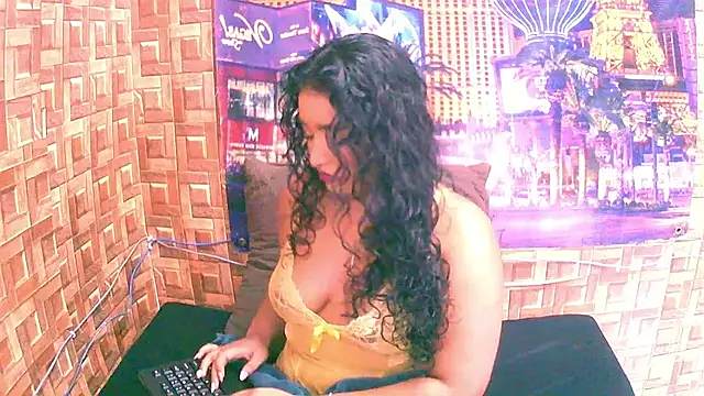 IndianAngel4u online show from 04.21.26