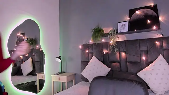 alaia-rogers online show from 11.03.25