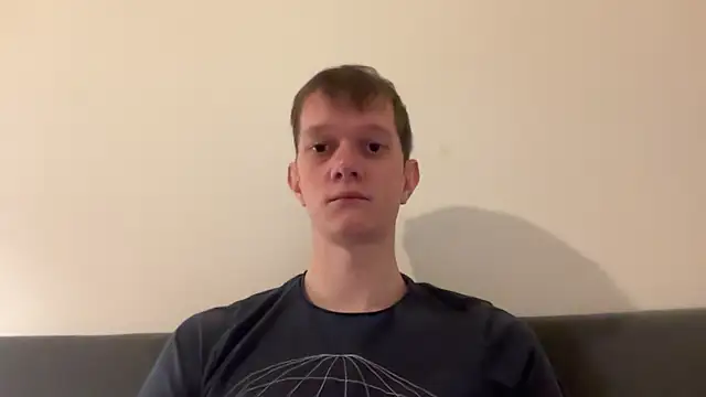 Snapshot of Cube933 chatting on 10.04.25 Cube933 online show from 10.04.25