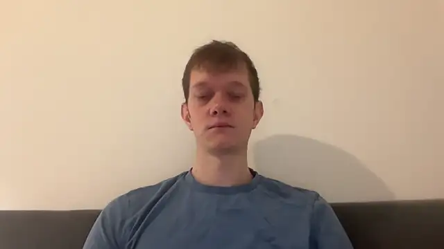 Snapshot of Cube933 chatting on 10.20.25 Cube933 online show from 10.20.25