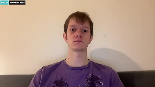 Snapshot of Cube933 chatting on 11.24.25 Cube933 online show from 11.24.25