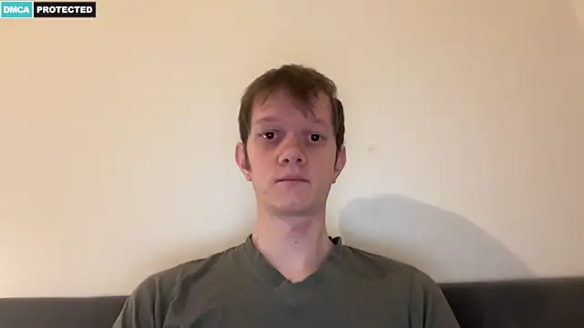 Snapshot of Cube933 chatting on 11.26.25 Cube933 online show from 11.26.25