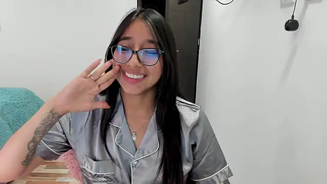 Snapshot of isa_bellaa0 chatting on 02.19.25 isa bellaa0 online show from 02.19.25