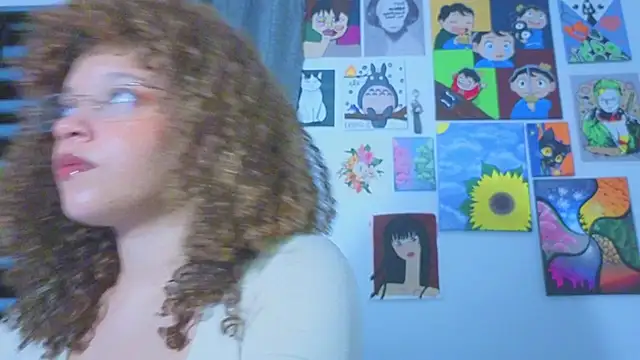 Snapshot of Ada_gales_ chatting on 06.15.26 Ada gales online show from 06.15.26