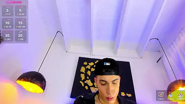 Angel Snowhotxxx online show from 12.28.24