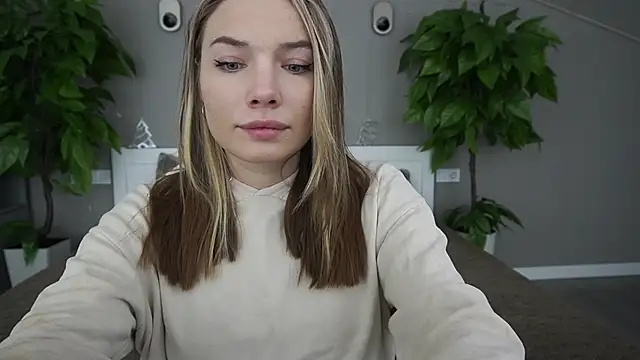 IceDanielles online show from 01.16.25