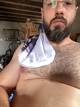 Snapshot of mocinhohrc chatting on 11.16.25 mocinhohrc online show from 11.16.25