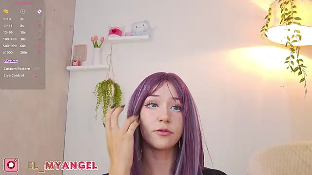 Snapshot of Bella-Franco chatting on 03.13.25 Bella-Franco online show from 03.13.25