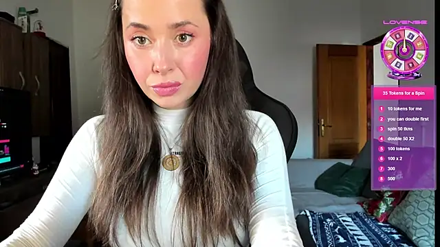 Snapshot of PlayfulGoddess chatting on 02.14.25 PlayfulGoddess online show from 02.14.25