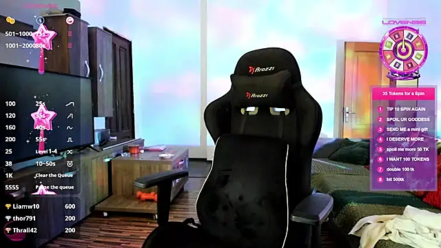 Snapshot of PlayfulGoddess chatting on 02.28.25 PlayfulGoddess online show from 02.28.25