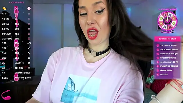 Snapshot of PlayfulGoddess chatting on 03.04.25 PlayfulGoddess online show from 03.04.25