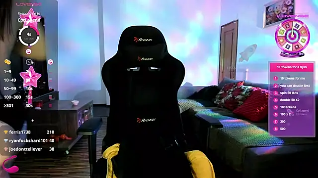 Snapshot of PlayfulGoddess chatting on 03.20.25 PlayfulGoddess online show from 03.20.25