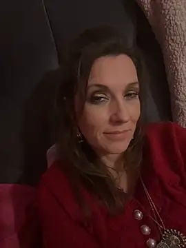 Lwhite1 online show from 11.08.25