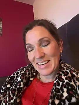 Lwhite1 online show from 02.12.26