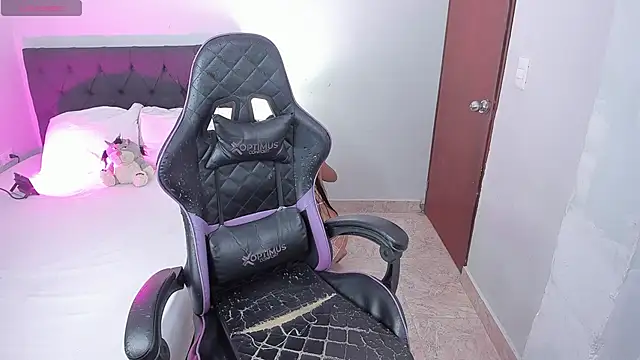 evelyn 23 online show from 10.09.25