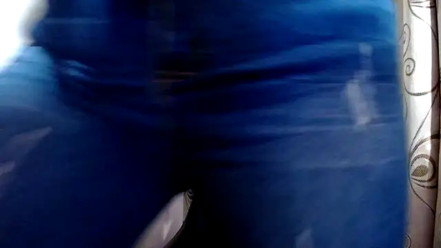 merlinaadams  online show from 03.11.25