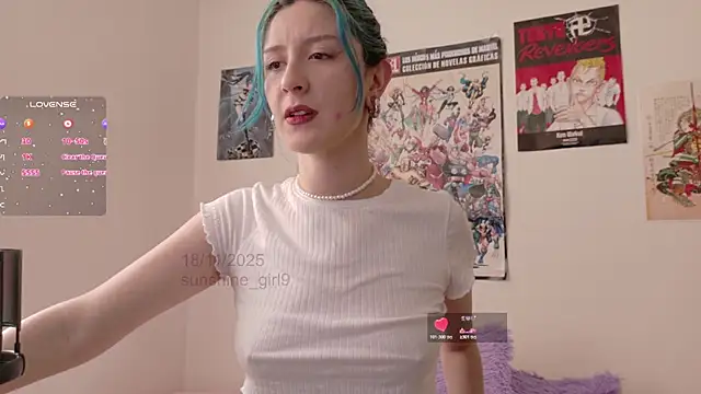 Snapshot of sunshine_girl9 chatting on 11.18.25 sunshine girl9 online show from 11.18.25