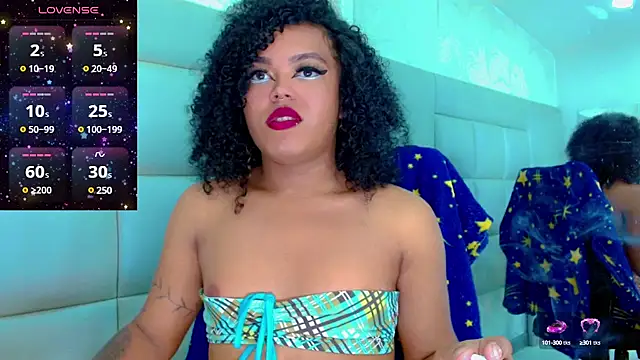 Snapshot of KayleighDreams_ chatting on 02.06.25 KayleighDreams online show from 02.06.25