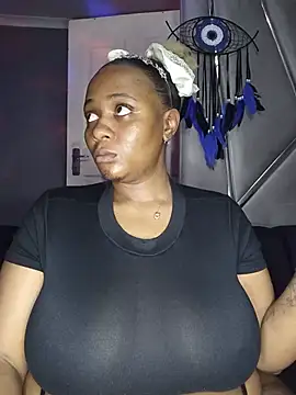 CocoBootyyy online show from 06.17.26