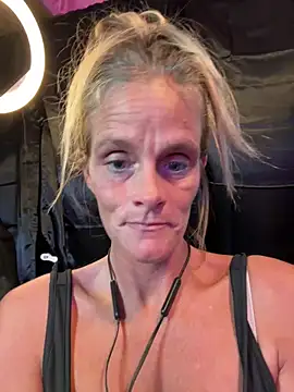 vixendoll87 online show from 12.26.24