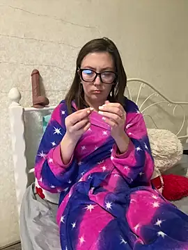 BeatriceTender online show from 01.13.25