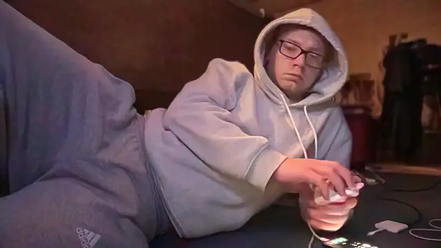 Snapshot of adamseed69 chatting on 04.06.26 adamseed69 online show from 04.06.26