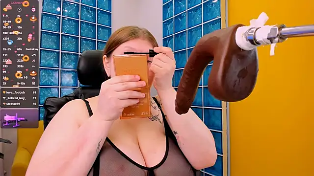 AuroraDemoni online show from 03.11.25