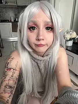 Snapshot of yourcutewaifu chatting on 02.08.26 yourcutewaifu online show from 02.08.26