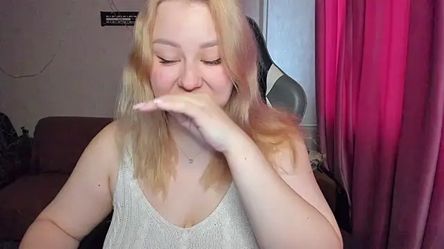 Milafoxxxy online show from 11.04.25